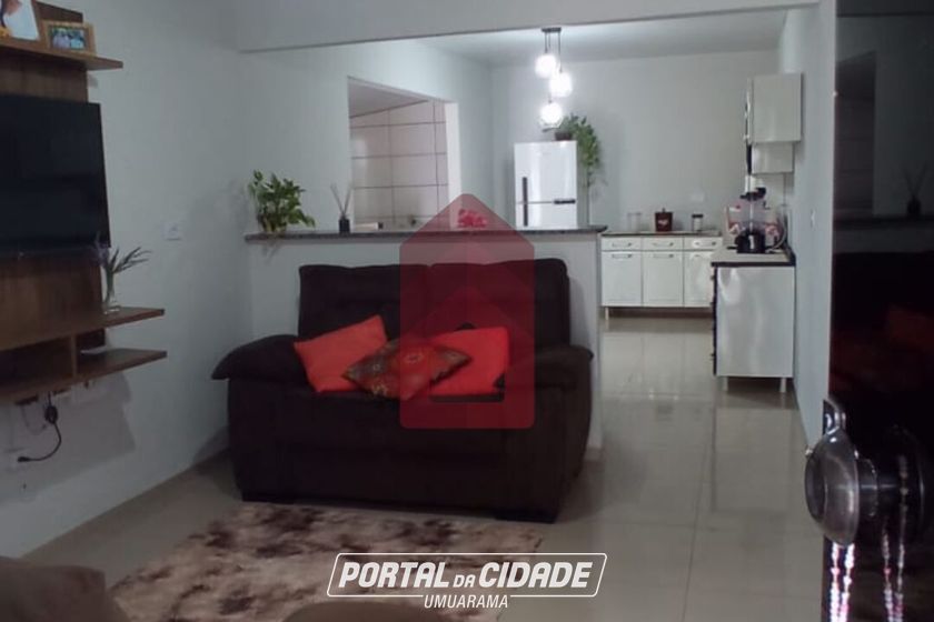 Casa &agrave; venda - 130m&sup2; - Centro