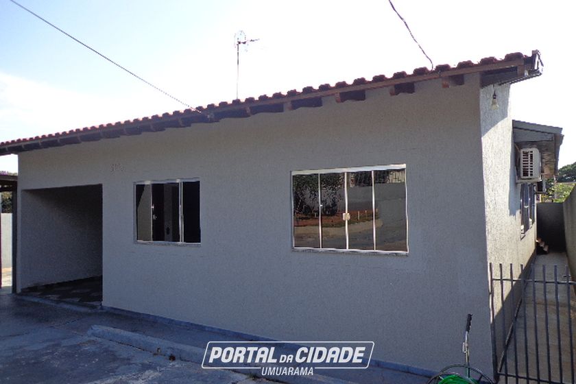 Casa &agrave; venda - 202m&sup2; - Zona Armazem