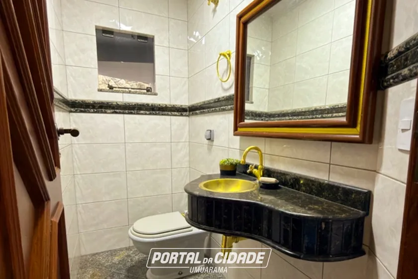 Sobrado &agrave; venda - 376m&sup2; - Zona I