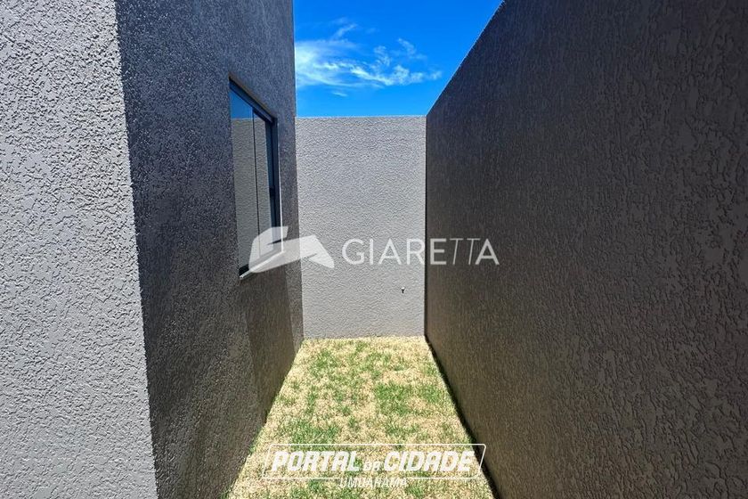 Casa &agrave; venda - 62m&sup2; - JARDIM COOPAGRO