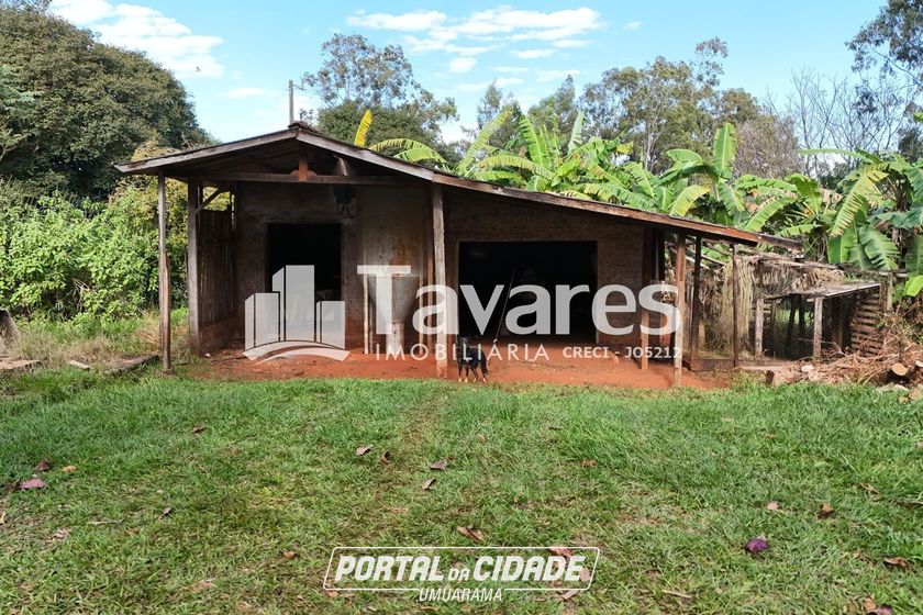 Ch&aacute;cara &agrave; venda - 14000m&sup2; - &Aacute;rea Rural de Umuarama