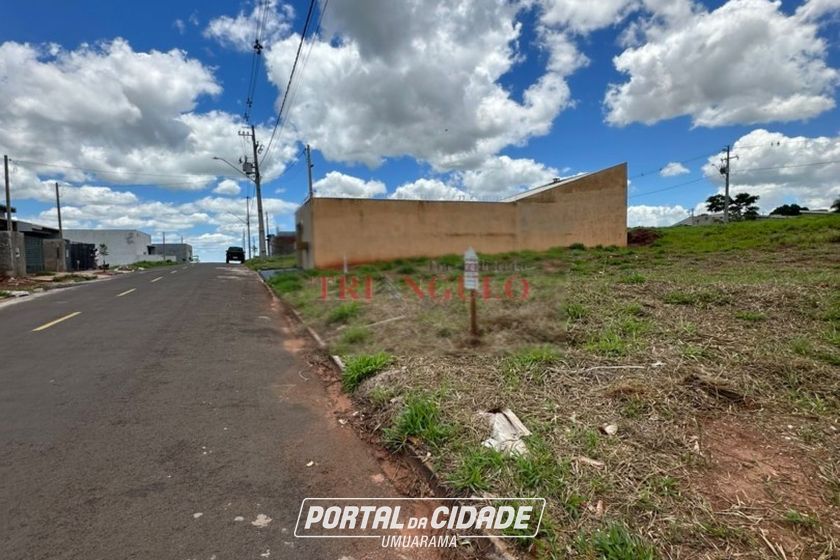 Terreno &agrave; venda - 135m&sup2; - PARQUE RESIDENCIAL BELA CASA
