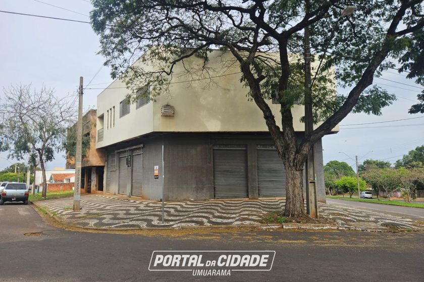 Sal&atilde;o Comercial &agrave; venda - 268m&sup2; - Zona VI