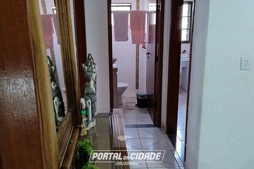 Sobrado &agrave; venda - 233m&sup2; - Zona I