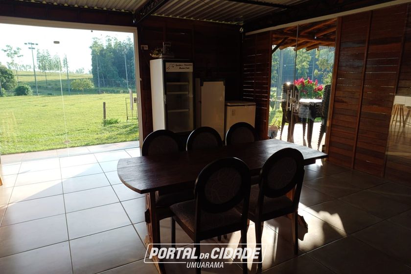 Ch&aacute;cara &agrave; venda - 20m&sup2; - Estrada Jaborandi