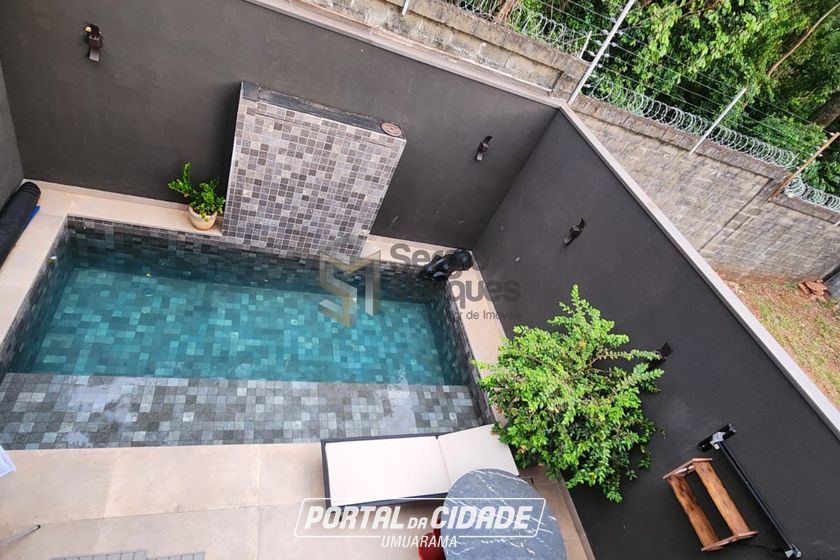 Casa &agrave; venda - 273m&sup2; - Condom&iacute;nio Royal Garden