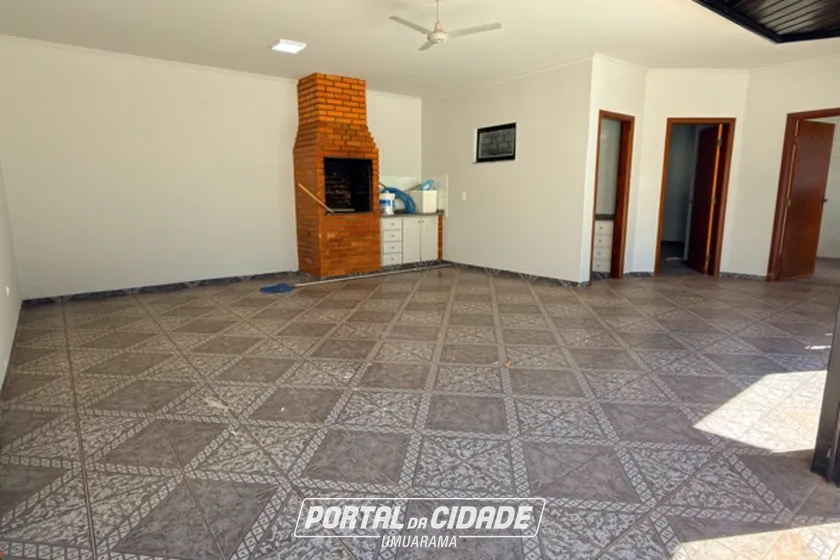 Sobrado &agrave; venda - 376m&sup2; - Zona I