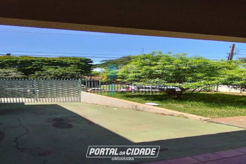 Casa &agrave; venda - Zona I