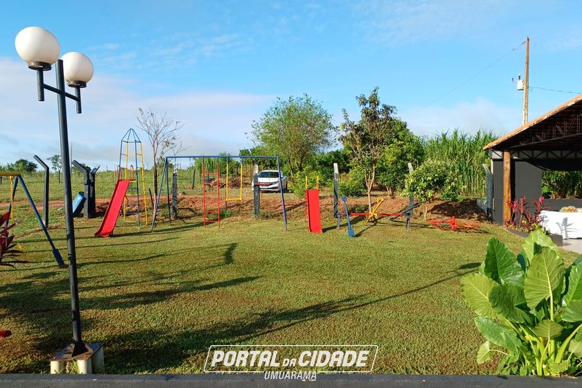 Ch&aacute;cara &agrave; venda - 20m&sup2; - Estrada Jaborandi
