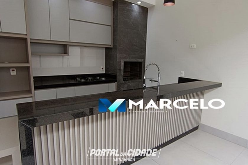 Casa &agrave; venda - 184m&sup2; - Jardim Cima