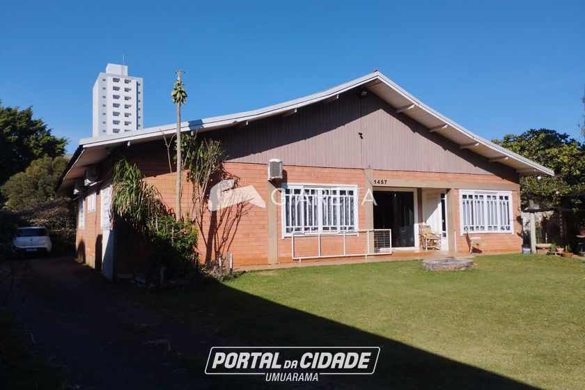 Casa &agrave; venda - 237m&sup2; - VILA INDUSTRIAL