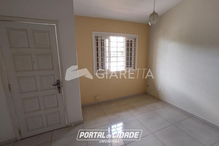 Casa &agrave; venda - 122m&sup2; - CENTRO