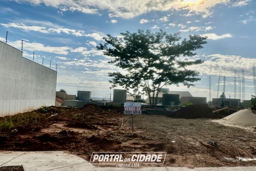 Terreno &agrave; venda - 125m&sup2; - Jardim Cima