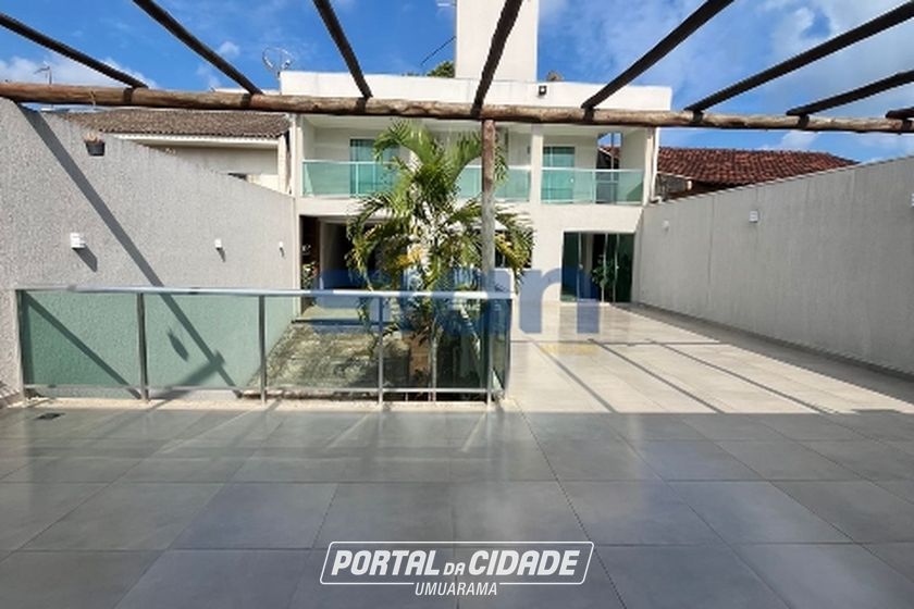 Casa &agrave; venda - 340m&sup2; - 