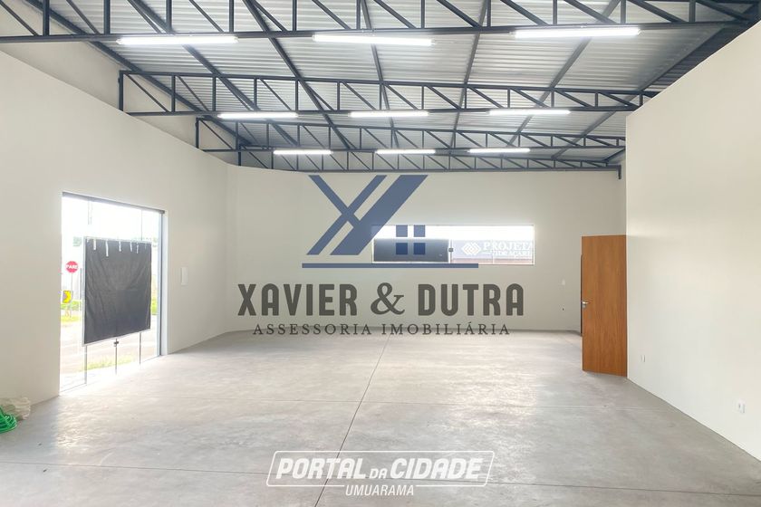 Sala Comercial &agrave; venda - 150m&sup2; - E resid&ecirc;ncia de 85m&sup2; de &aacute;rea constru&iacute;da - Esquina com a Avenida Mascaranhos de Morais