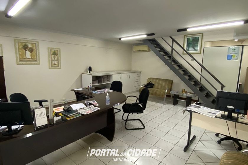 Sal&atilde;o Comercial &agrave; venda - 84m&sup2; - Zona I