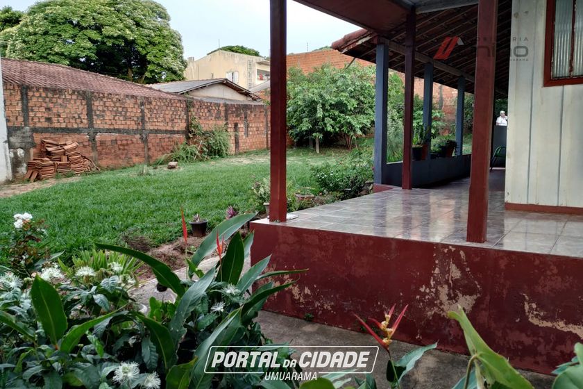 Casa &agrave; venda - 90m&sup2; - Zona VI