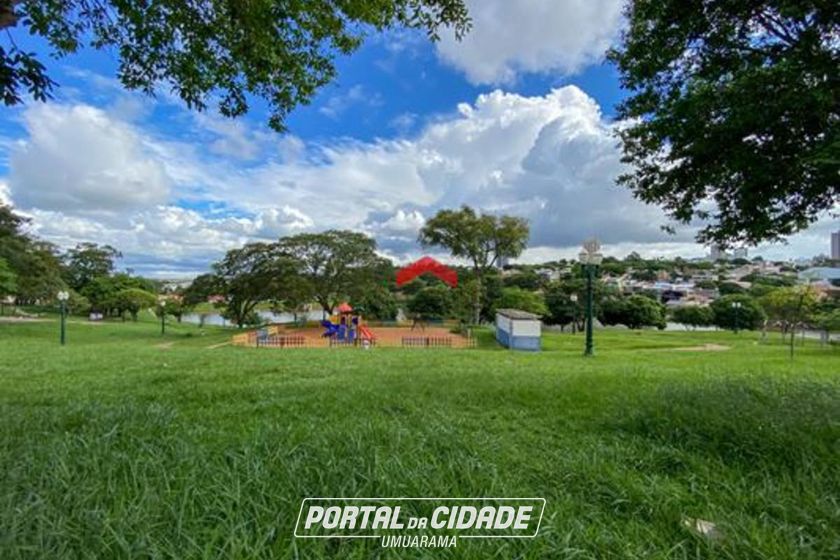 Sobrado &agrave; venda - 260m&sup2; - Parque do Lago