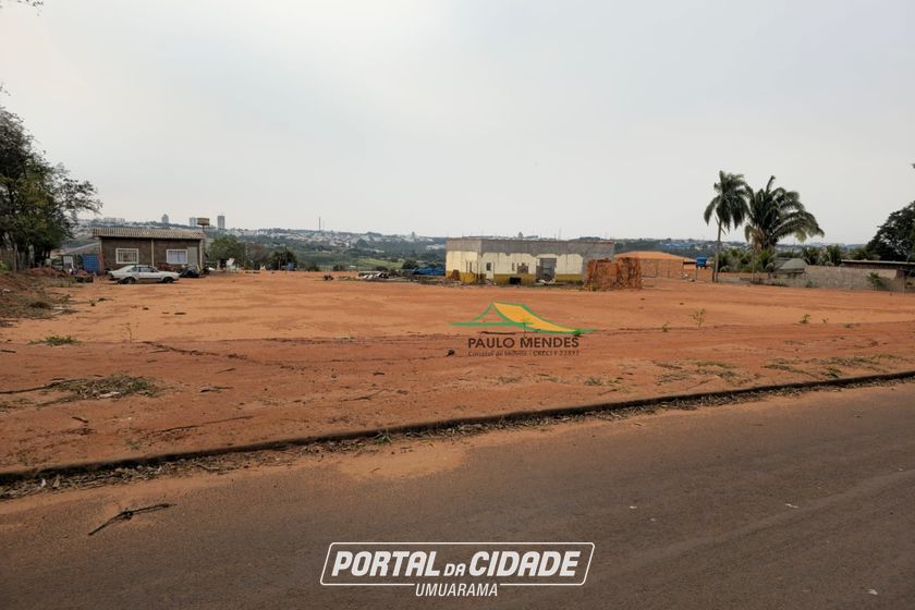 Ch&aacute;cara &agrave; venda - 5000m&sup2; - PARQUE LAGO AZUL