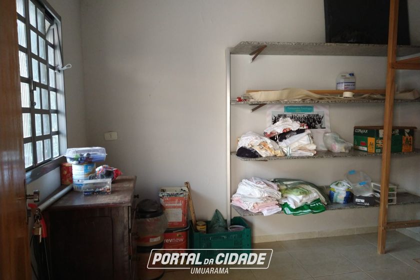 Casa para alugar - 100m&sup2; - Jardim Alphaville