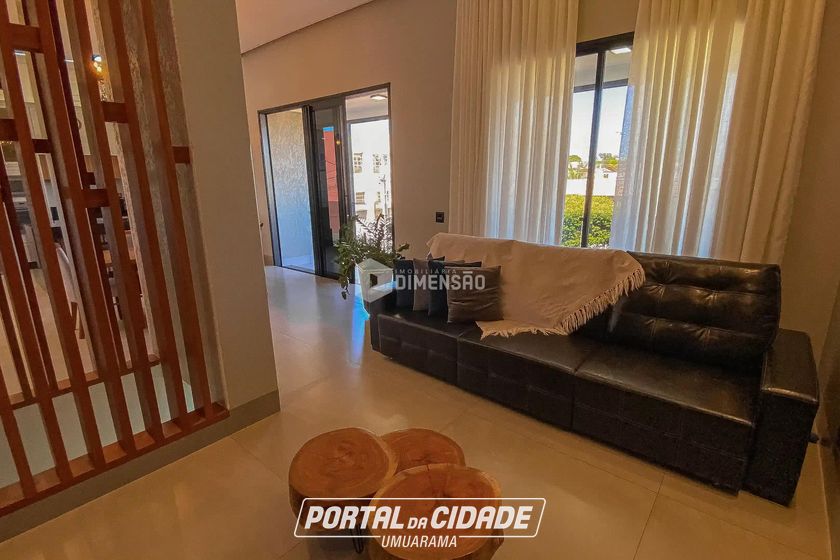 Sala Comercial &agrave; venda - 342m&sup2; - Centro