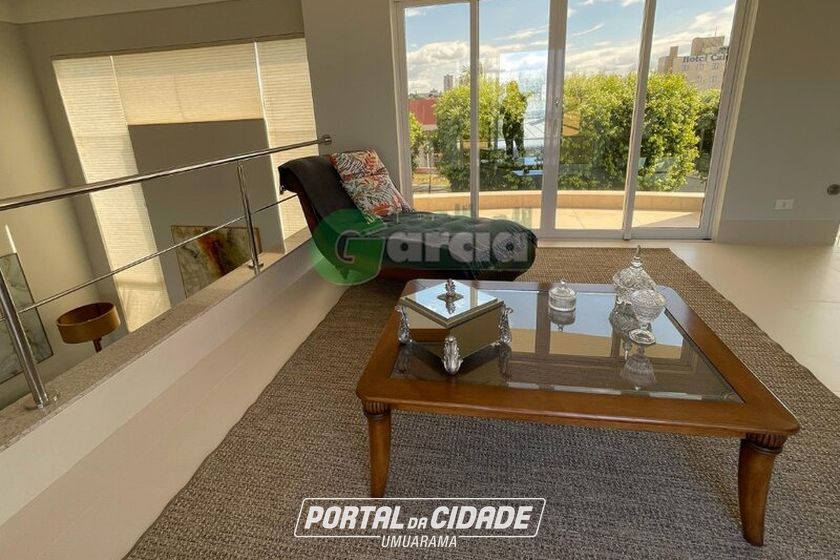 Casa &agrave; venda - 688m&sup2; - -