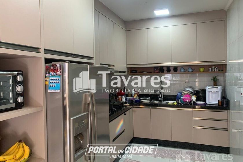 Sal&atilde;o Comercial &agrave; venda - 890m&sup2; - Zona VII