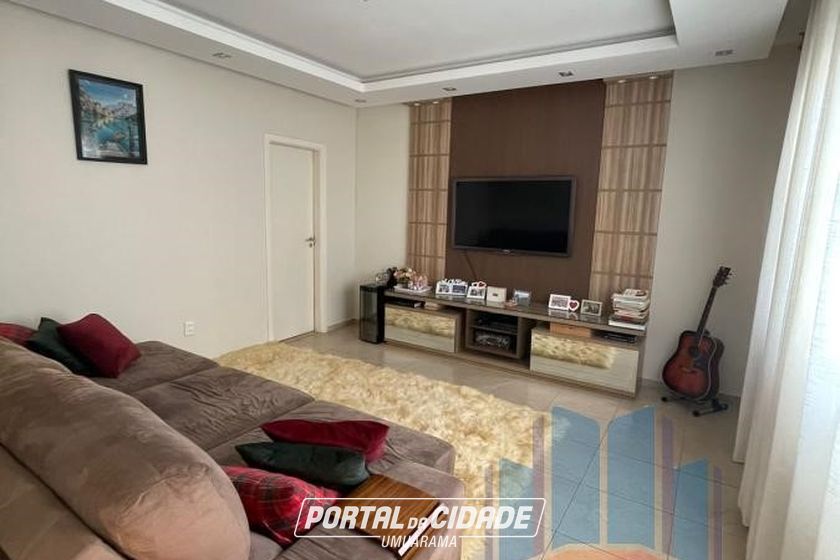 Casa &agrave; venda - 176m&sup2; - Zona I