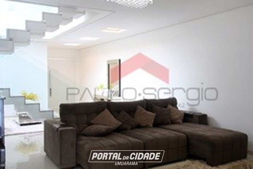 Sobrado &agrave; venda - 325m&sup2; - Zona II