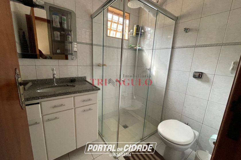 Casa &agrave; venda - 141m&sup2; - ZONA II
