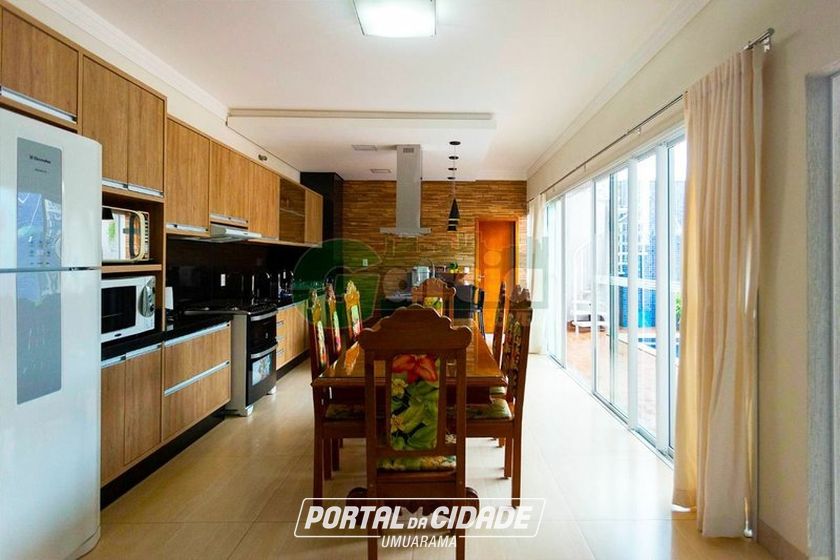 Casa &agrave; venda - 600m&sup2; - Zona II