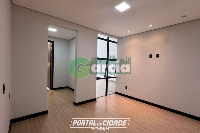 Casa &agrave; venda - 181m&sup2; - ZONA II