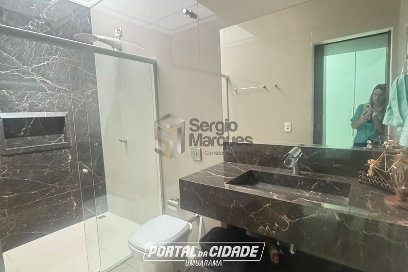 Casa &agrave; venda - 200m&sup2; - Jardim Colorado