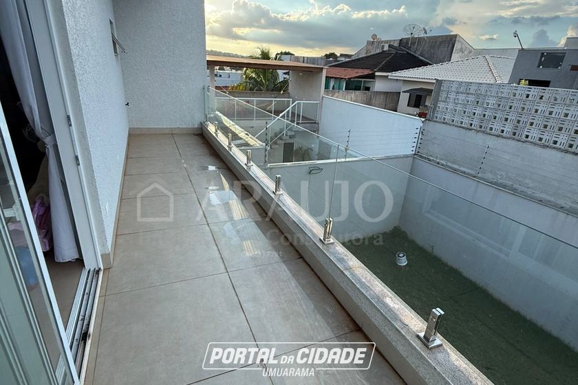 Sobrado &agrave; venda - 210m&sup2; - JARDIM ALPHAVILLE