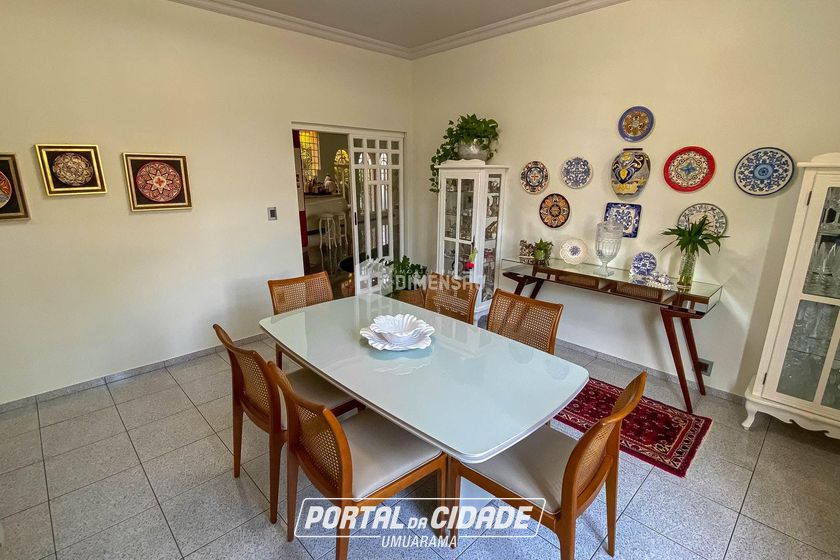 Casa &agrave; venda - 510m&sup2; - Zona II