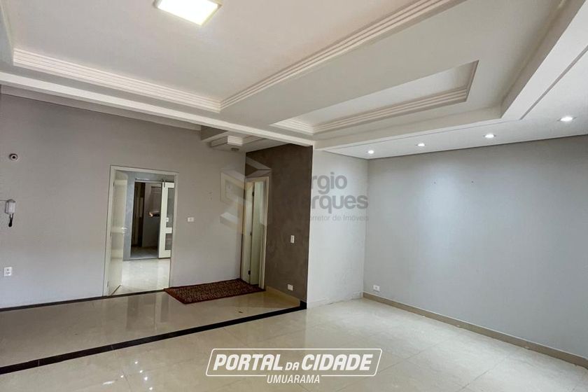 Sobrado &agrave; venda - 247m&sup2; - Zona VI