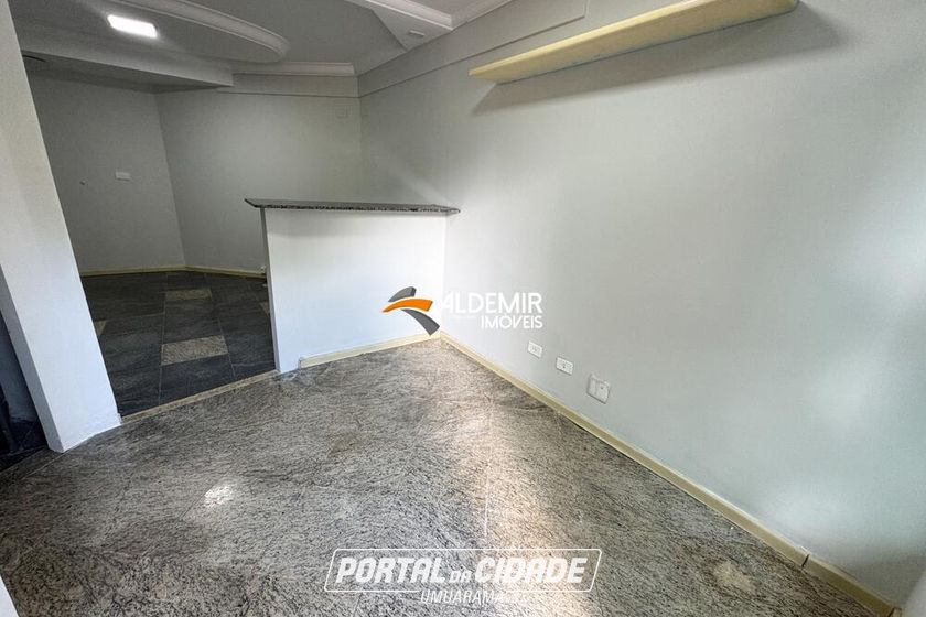 Sala Comercial para alugar - 42m&sup2; - Zona 1