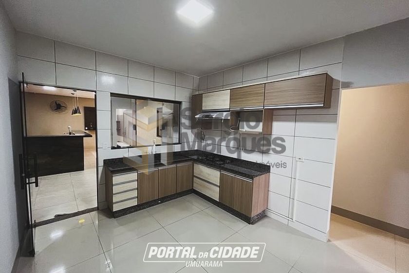 Casa para alugar - 180m&sup2; - Bairro Gar&ccedil;a 1