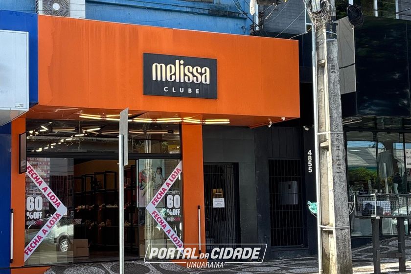 Sal&atilde;o Comercial para alugar - 200m&sup2; - Centro