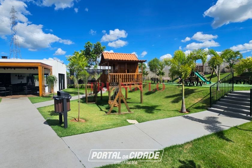Terreno &agrave; venda - 270m&sup2; - PARQUE RESIDENCIAL INTERLAGOS 02