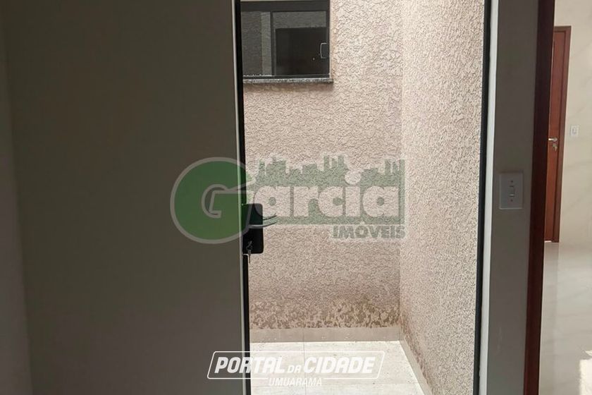 Casa &agrave; venda - 52m&sup2; - Jardim Santiago