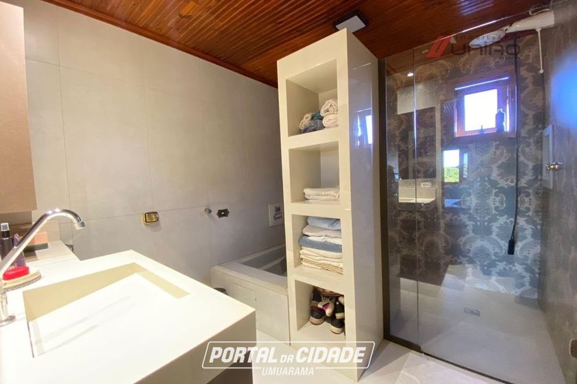 Casa &agrave; venda - 420m&sup2; - Zona I-a