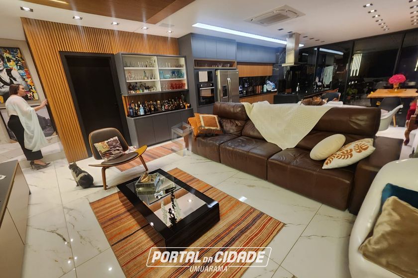 Casa &agrave; venda - 273m&sup2; - Condom&iacute;nio Royal Garden