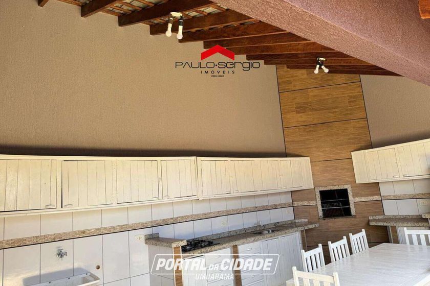 Casa &agrave; venda - 180m&sup2; - Alto Para&iacute;so