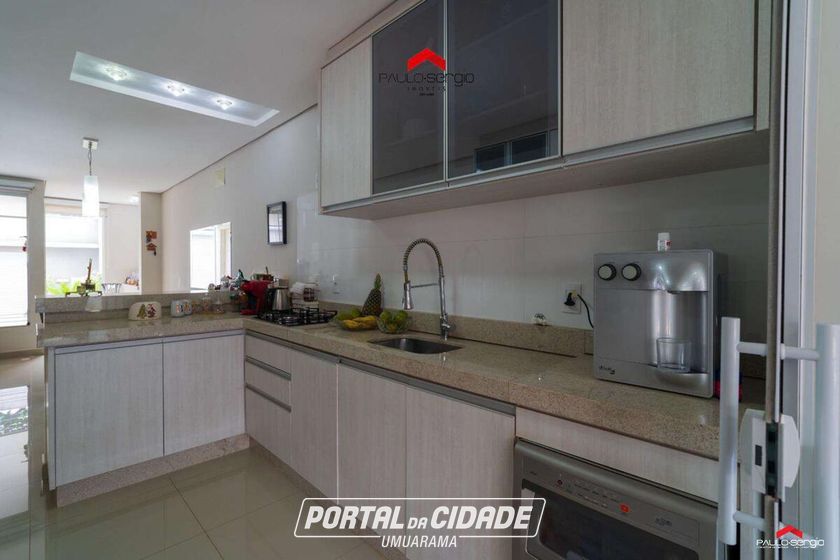 Sobrado &agrave; venda - 225m&sup2; - Jardim Petr&oacute;polis