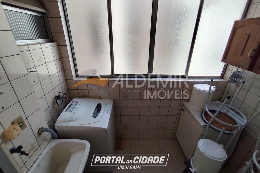 Apartamento para alugar - 74m&sup2; - Zona 6