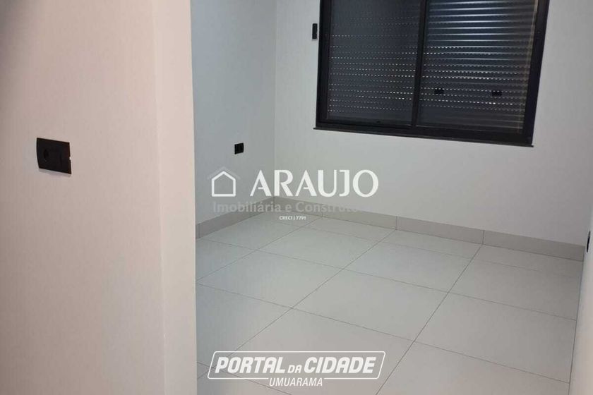Casa &agrave; venda - 128m&sup2; - Jardim Cima