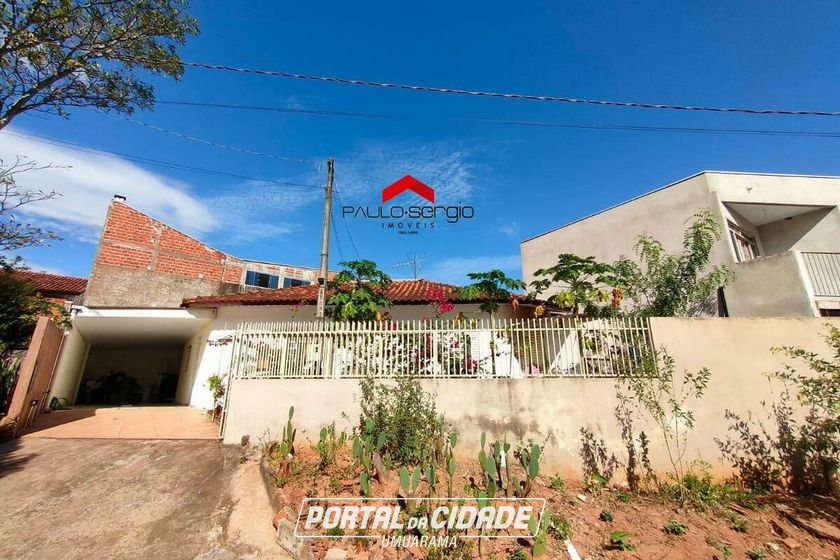 Casa &agrave; venda - 130m&sup2; - Jardim Vit&oacute;ria