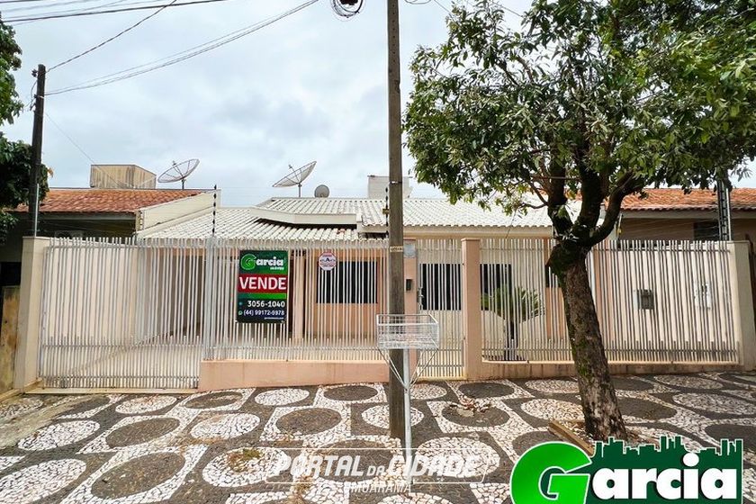 Casa &agrave; venda - 360m&sup2; - Jardim Harmonia