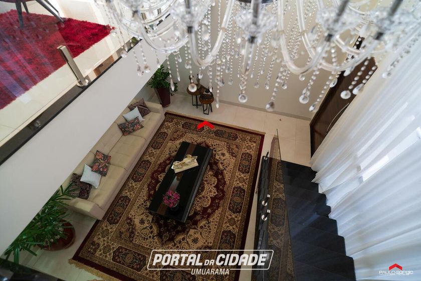 Sobrado &agrave; venda - 600m&sup2; - Zona II